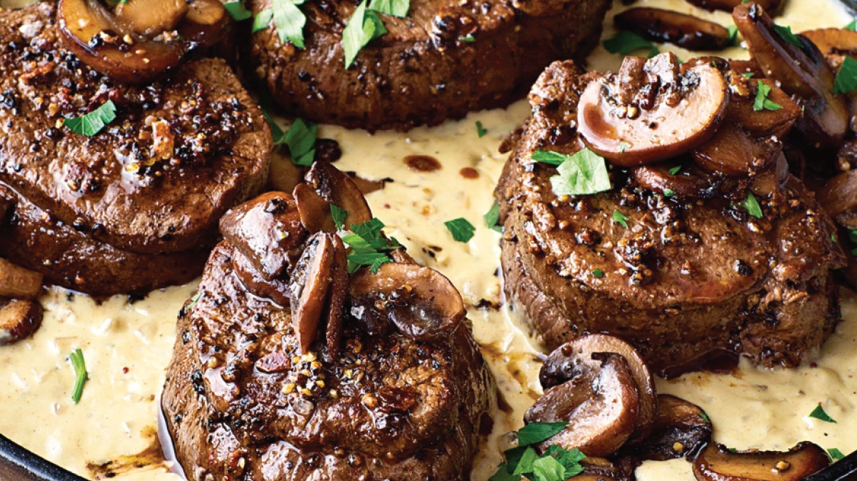 Filet Mignon with Mustard and Mushrooms