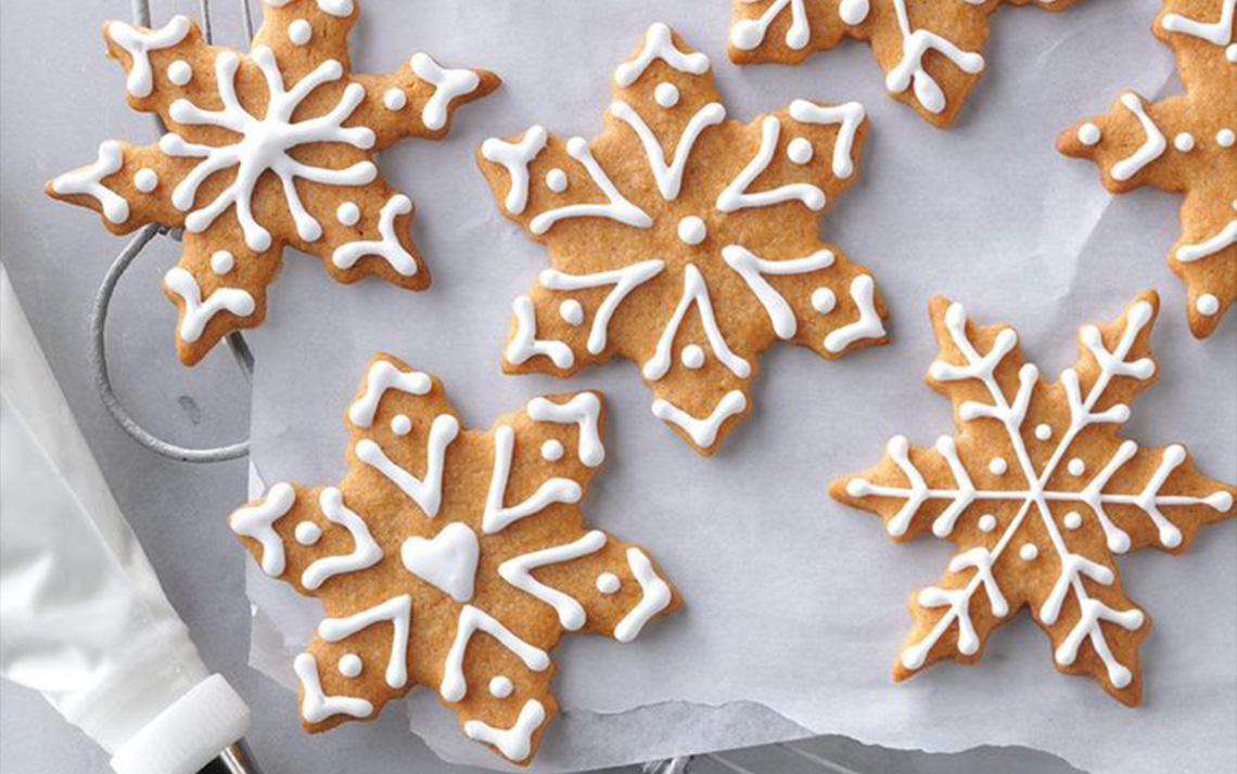 Gingerbread Decorating