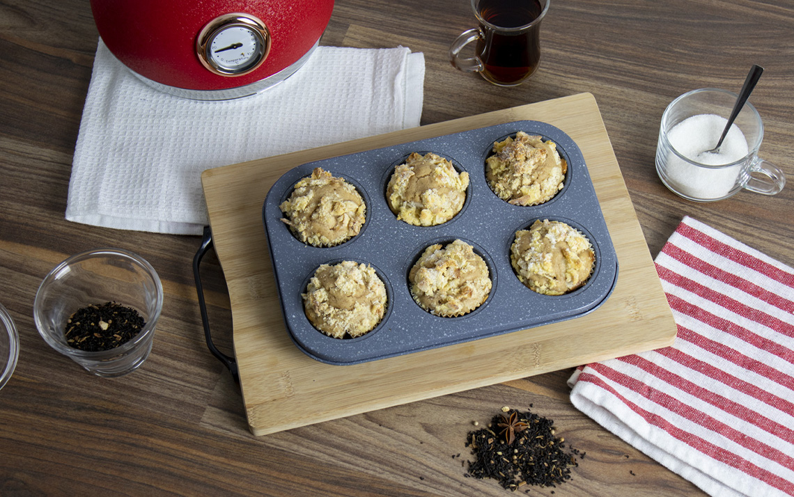 Apple Buttermilk Muffins With Coconut Crumble