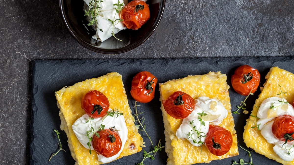 SQ Professional - Polenta bites with burrata and tomatoes 